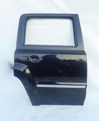 Jeep Patriot Rear door