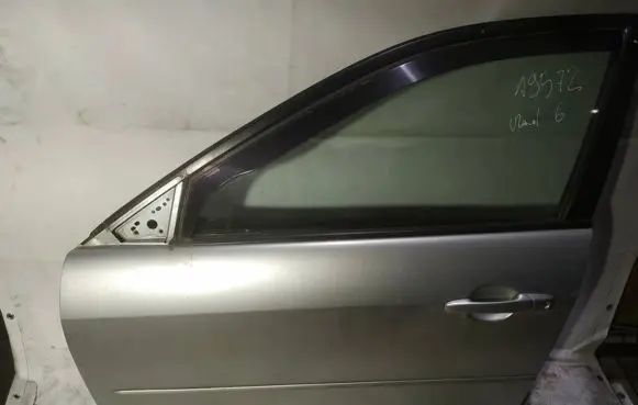 Mazda 6 Front door pilkos