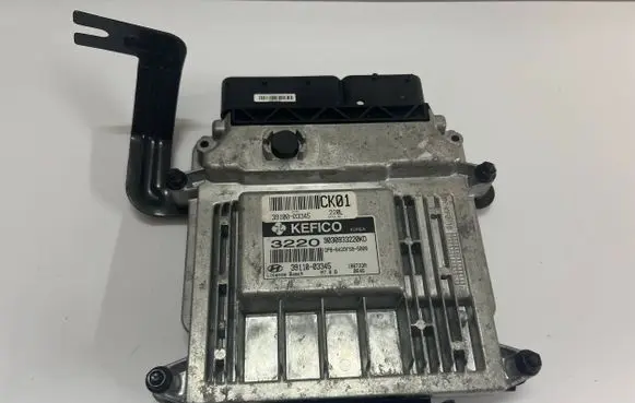 Hyundai i20 (PB PBT) Engine control unit/module 3910003345