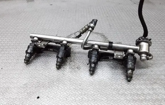 Fuel injectors set