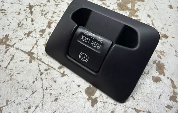 Volvo XC70 Hand parking brake switch 31343242