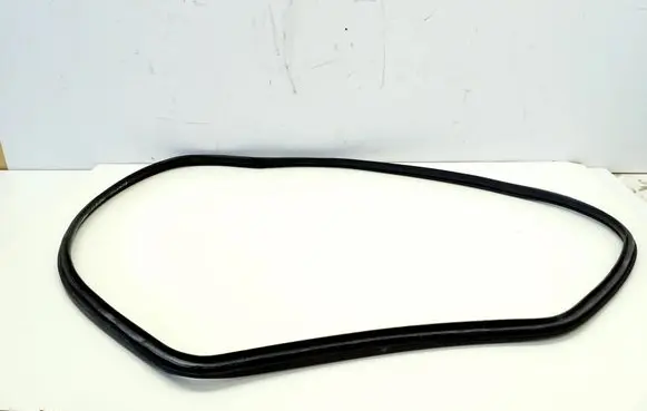 Toyota Auris E180 Rubber seal rear door 