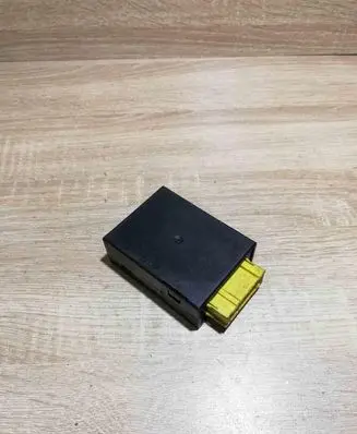 BMW 7 E38 Immobilizer control unit/module 8360007