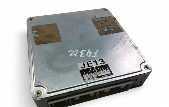 Mazda 3 II Engine control unit/module ECU JE1318881A