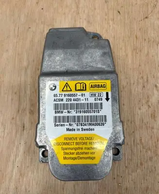 BMW 5 E60 E61 Airbag control unit/module 9160557 220443111 31916055701S