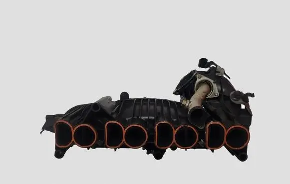 BMW 1 E81 E87 Intake manifold 7810179 781017902