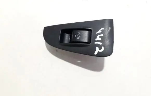 Toyota Avensis T250 Electric window control switch 7427105020 74271-05020