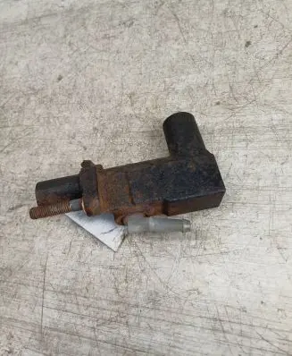 Mazda 6 Clutch master cylinder