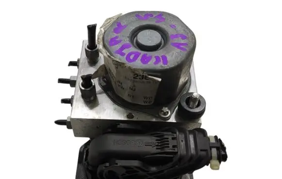 Renault Kadjar ABS Pump 476608240R