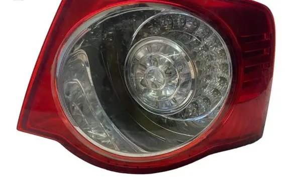 Volkswagen Jetta V Rear/tail lights 1K5945096G 983132