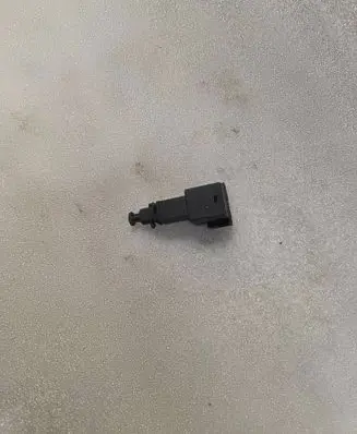 Volkswagen Golf IV Clutch pedal sensor 