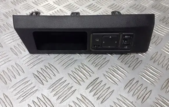 Nissan Micra Wing mirror switch