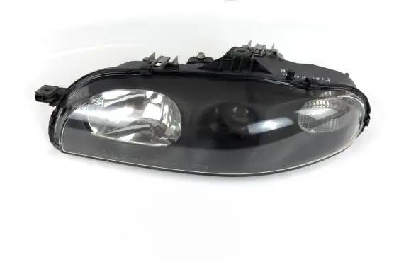 Fiat Marea Headlight/headlamp 88201557