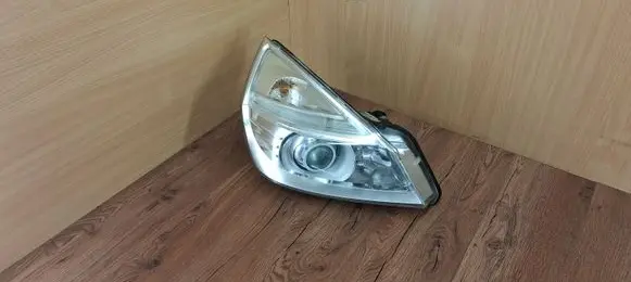 Renault Espace - Grand espace IV Headlight/headlamp 260105449R 7701071857