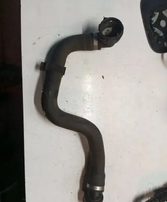 Volvo V40 Engine coolant pipe/hose 31319310