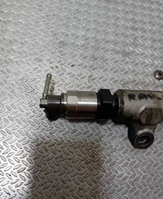 Toyota RAV 4 (XA30) Fuel main line pipe
