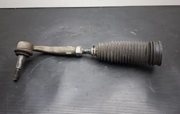Volvo V60 Steering tie rod 32221688
