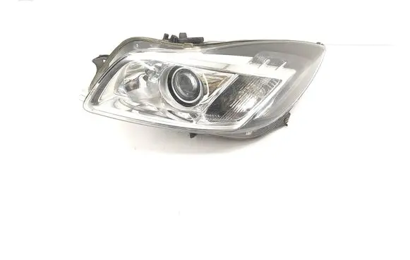 Opel Insignia A Headlight/headlamp 13226792
