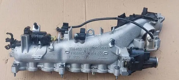 BMW X3 G01 Intake manifold 11617925777 7925777