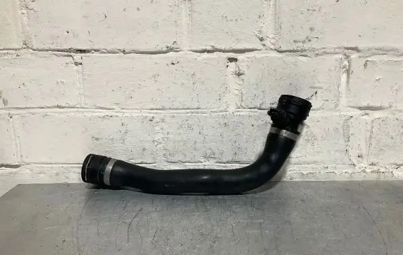BMW 5 E60 E61 Engine coolant pipe/hose 7508011