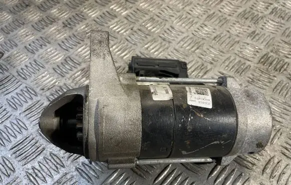 Toyota Yaris Starter motor 4280006200