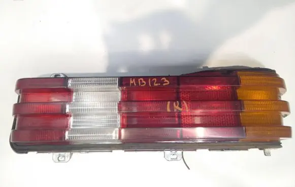 Mercedes-Benz W123 Rear/tail lights 53248R3