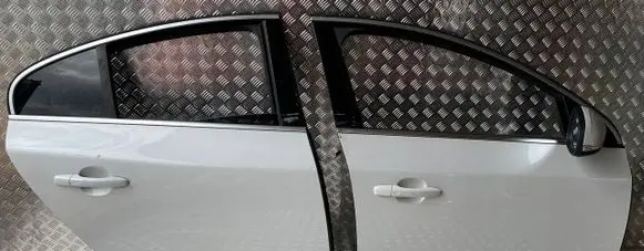 Volvo S60 Front door VOLVOS60