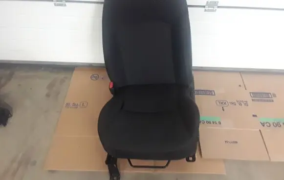 Mitsubishi Space Star Front driver seat 