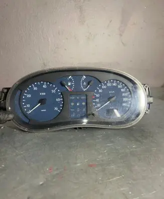 Renault Megane I Speedometer (instrument cluster) 09043080096