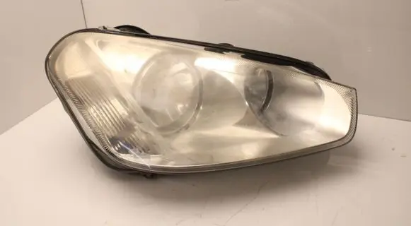 Ford C-MAX I Headlight/headlamp