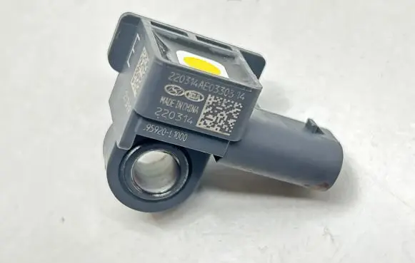 KIA EV6 Airbag deployment crash/impact sensor 95920L1000 220314 220144AE033031