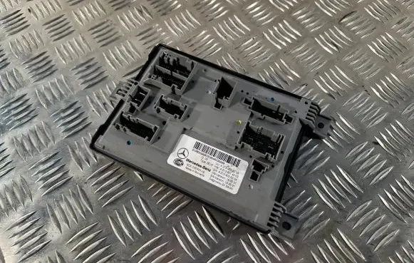 Mercedes-Benz E W213 SAM control unit A2139003208