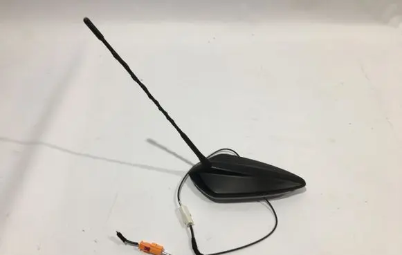 Citroen C4 III e-C4 Aerial GPS antenna 9835734280