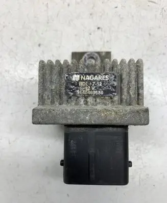 Glow plug pre-heat relay