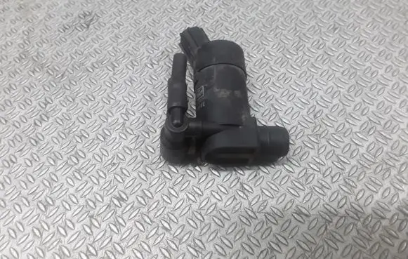Ford Focus Windscreen/windshield washer pump