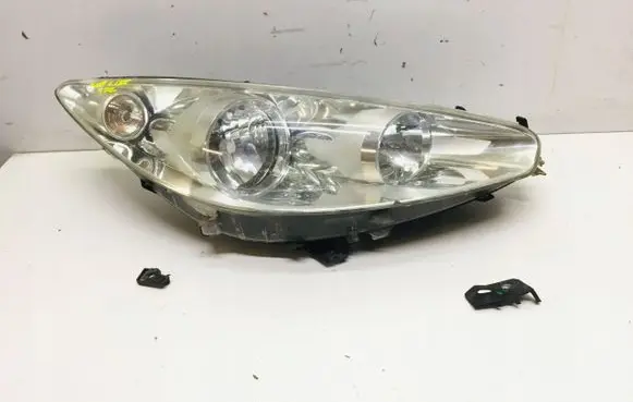Peugeot 308 Headlights/headlamps set 