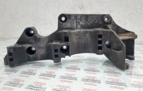 Generator/alternator bracket