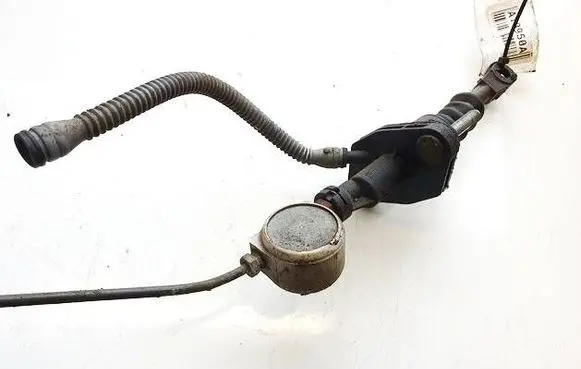 Opel Zafira A Clutch master cylinder KG15500TP01