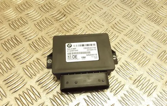 BMW 5 F10 F11 Hand brake control module 23122010 EB686327702 0142881944