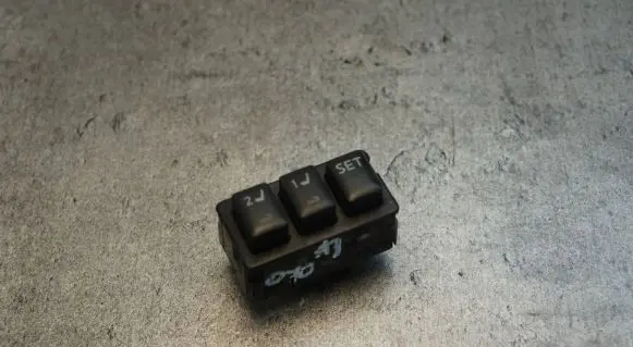 Infiniti FX Seat memory switch 