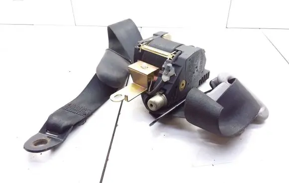 Mazda 626 Front seatbelt 00056716 TYP95011 GF3HH