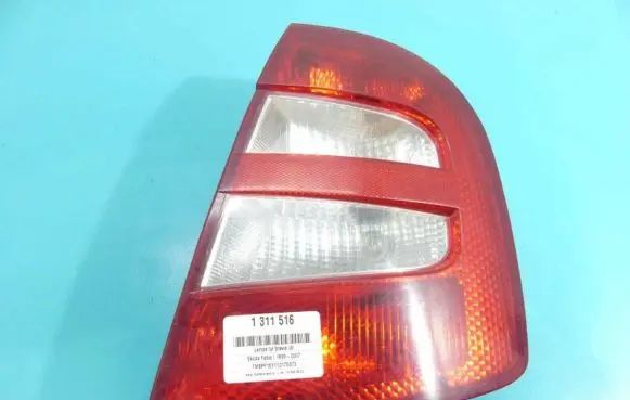 Skoda Fabia Mk1 (6Y) Rear/tail lights 6Y6945 IMPRK1311516