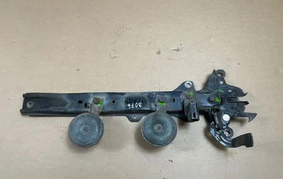 Nissan Navara D22 Top upper radiator support slam panel 
