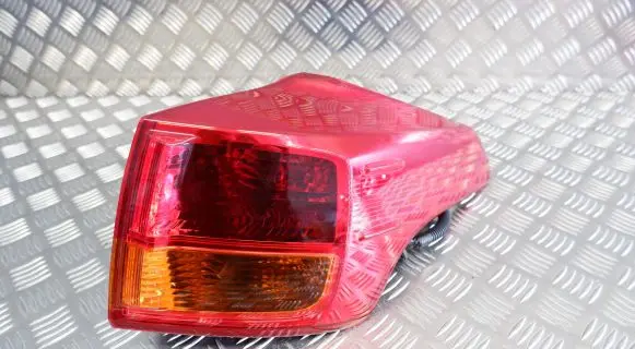 Toyota RAV 4 (XA40) Rear/tail lights 8155142170