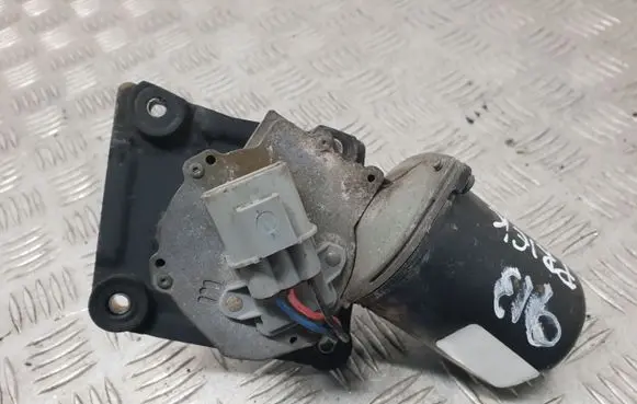 Nissan Primera Wiper motor 22147131