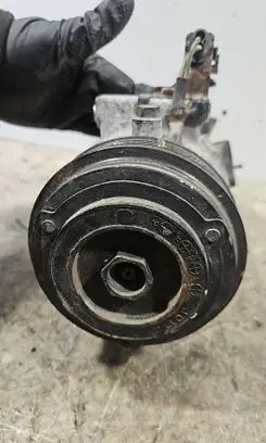 Volkswagen Up Air conditioning (A/C) compressor (pump) 1S0820803C