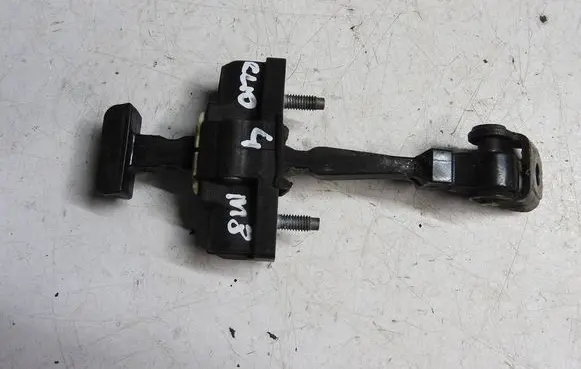 Renault Clio IV Front door check strap stopper 804306179R