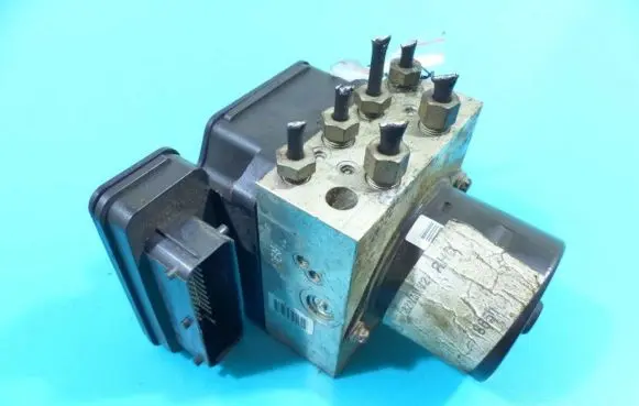 Opel Insignia A ABS Pump 13328651 IMPRK1199875