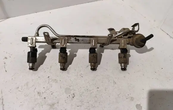 Opel Vectra B Fuel injectors set 1708927 A2057