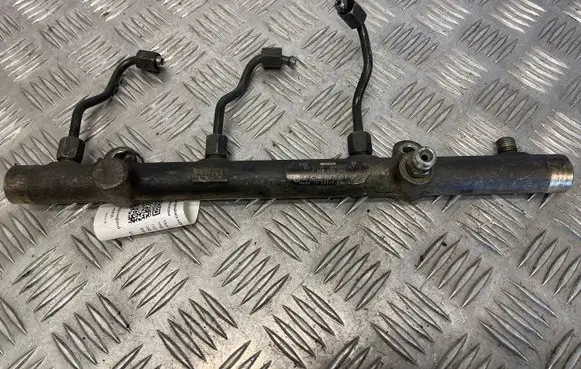Mercedes-Benz S W220 Fuel main line pipe A6280700195